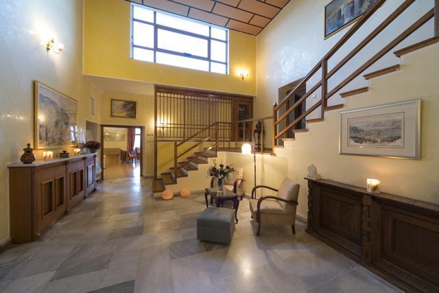 Delphi Palace Bagian luar foto